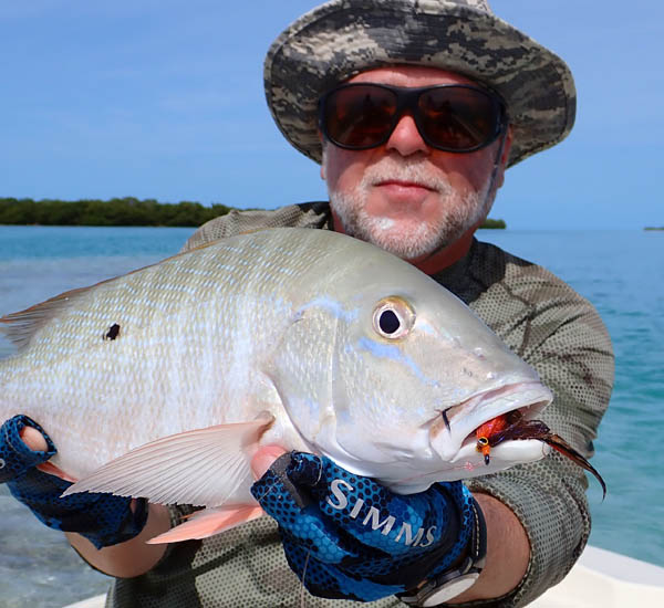Auf den Flats fängt man mit der Fliege auch Mutton Snapper